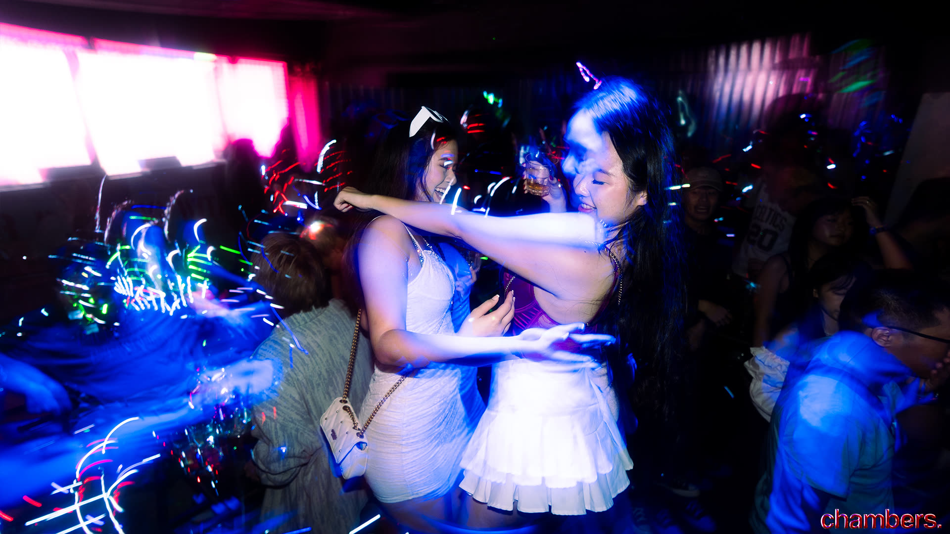 VEIL live
