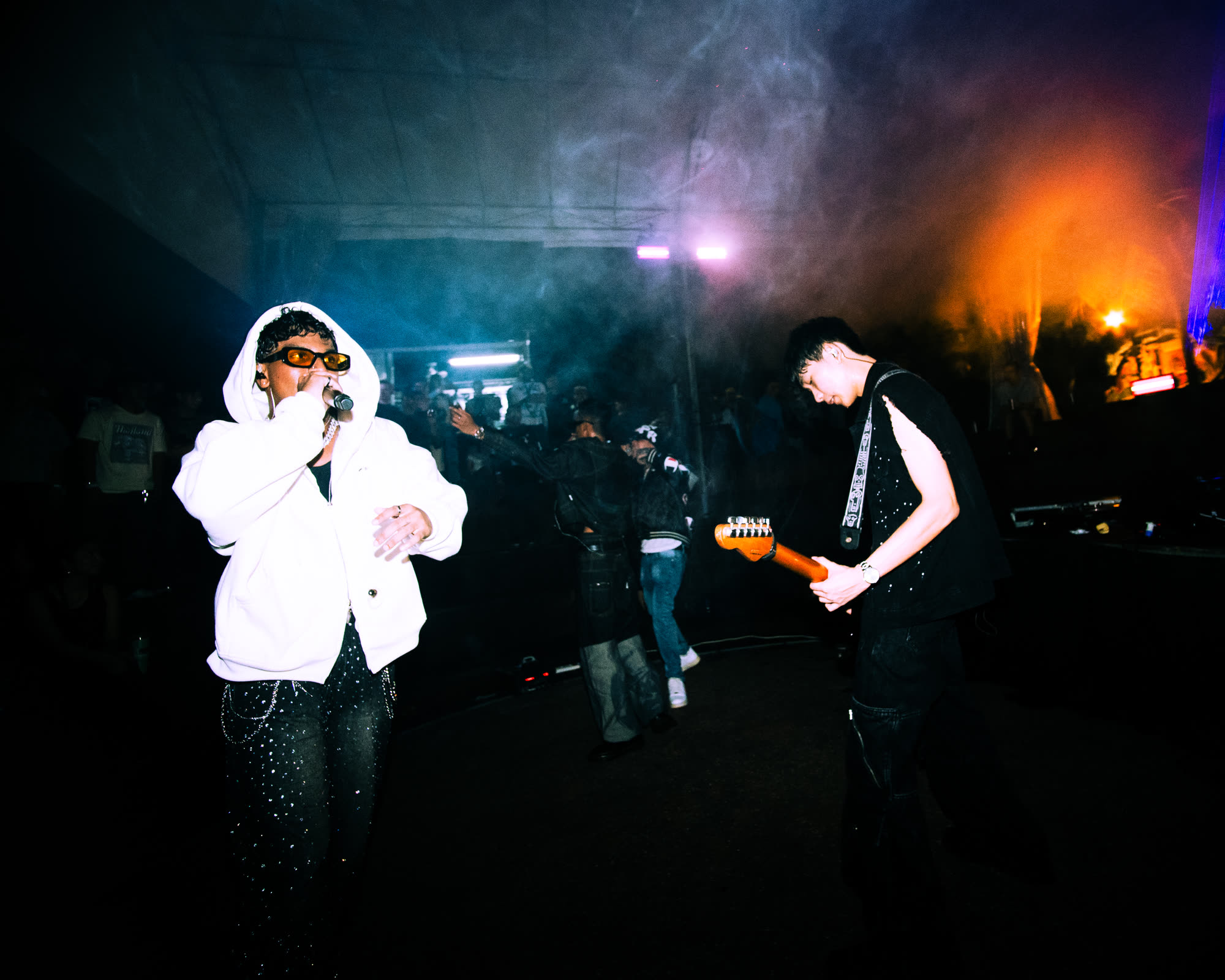 VEIL live